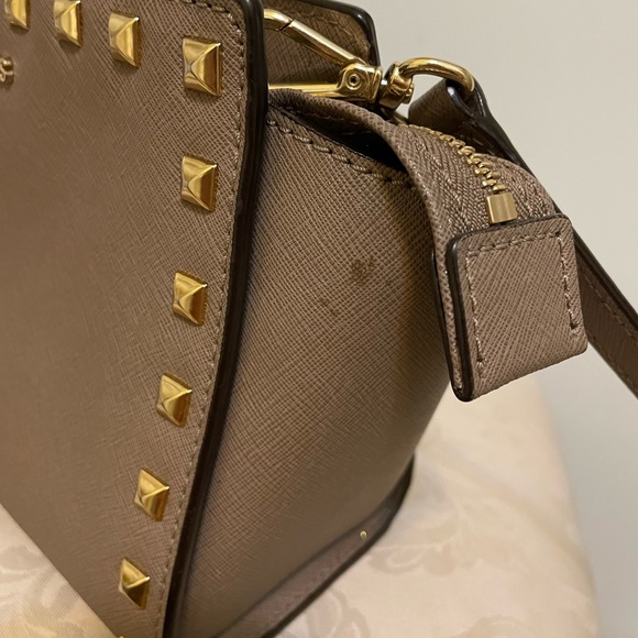 MICHAEL Michael Kors Selma small studded saffiano cross body bag - Picture 7 of 13